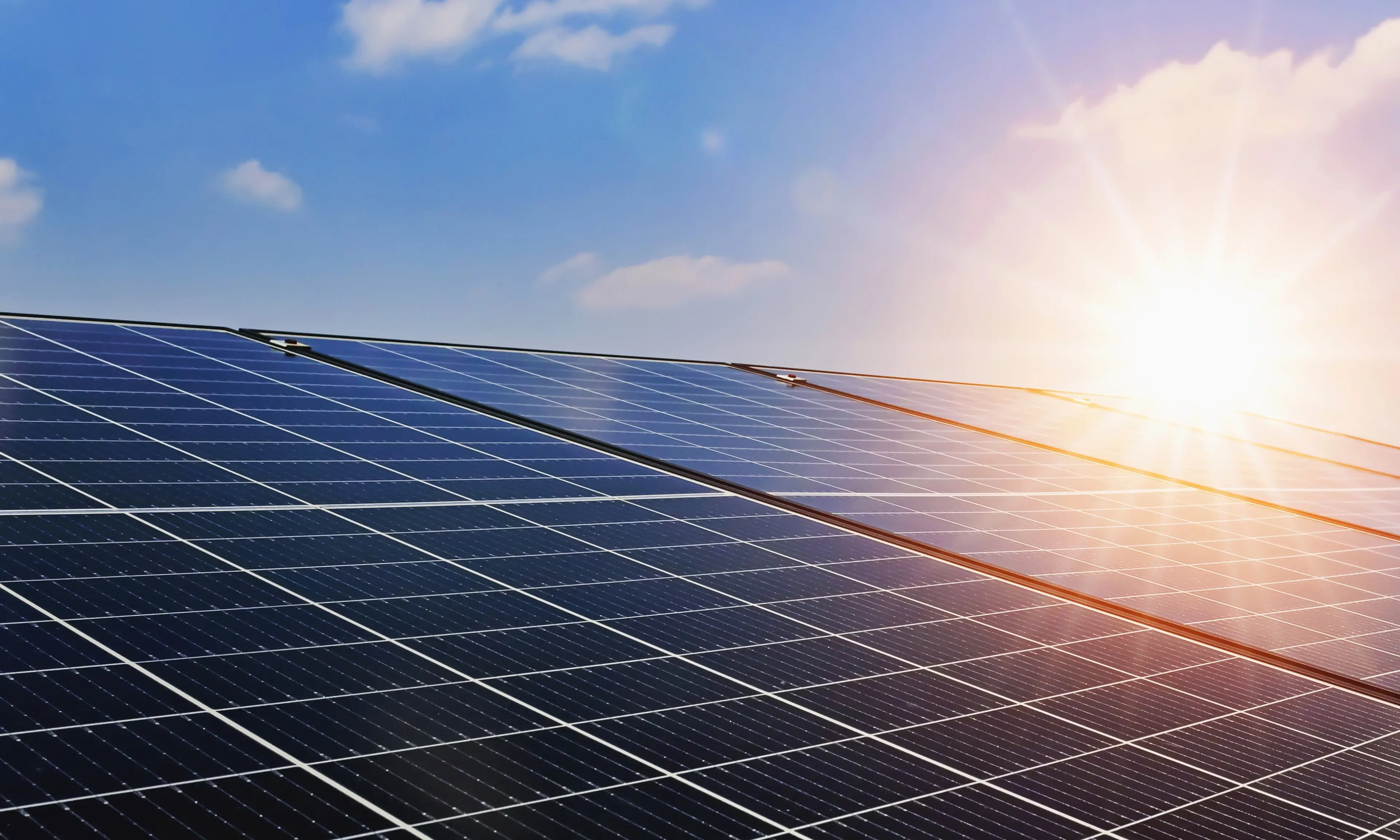 Sürdürülebilirlik Adımları: Güneş Enerjisinden Solar Panellerle Faydalanmak
